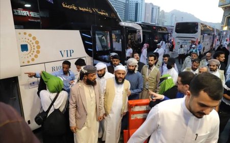 وزير الأوقاف والإرشاد يدشّن عملية تصعيد حجاج بلادنا إلى المشاعر المقدسة