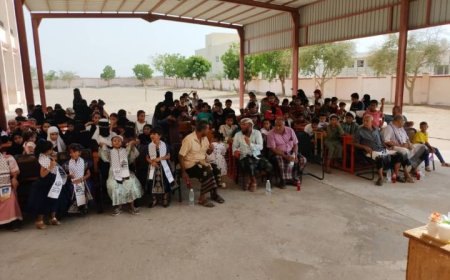 لحج.. مدرسة سعيد حيدرة تكرم 139 طالبًا وطالبة في ختام المخيم الصيفي لعام 2025