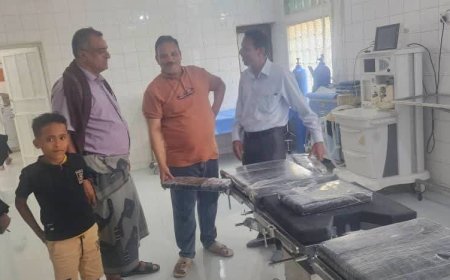 مدير عام مكتب الصحة بتعز يزور مستشفى النشمة العام ويطلع على التدخلات الجارية