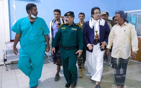 الوكيل الخليفي يتفقد مستشفيات عتق ويطّلع على الحزام الأمني للمدينة