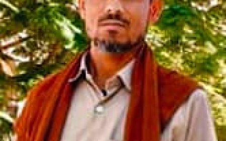 الفقيد "عفيف الخطيب اليافعي" في ذمة الله.. وقائد اللواء 21 عمالقة يواسي أولاده وأسرته ببرقية عزاء