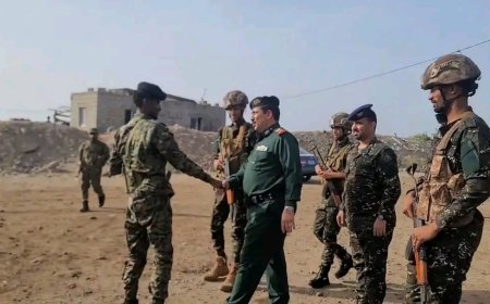 وزير الداخلية يقدّم التهاني لعدد من النقاط الأمنية في العاصمة المؤقتة عدن