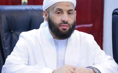 وزير الأوقاف والإرشاد فضيلة الشيخ محمد عيضة شبيبة.. كل شكوىٰ أقفُ عندها وأنظر فيها، ولا يهمني نية الشاكي أو هدفه بقدر ما يهمني صدق الشكوى ومعالجة آثار الخطأ