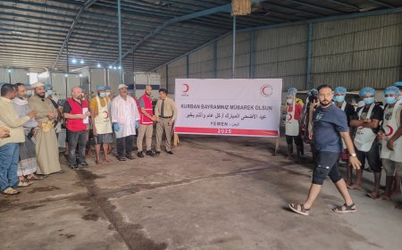 بدعم من الهلال التركي.. تدشين توزيع لحم الأضاحي لخمسة عشر الف أسرة في عدد من المحافظات