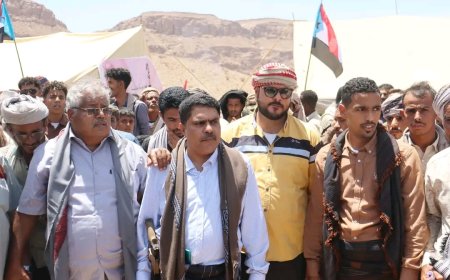 رئيس انتقالي حضرموت يشهد الزواج الجماعي الميسر الأول لعدد 100 عريس وعروس في مديرية يبعث