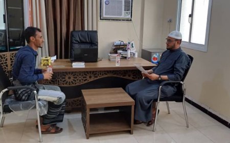 الداعية محمد باحميش يزور رباط الإمام المشهور بالعاصمة عدن