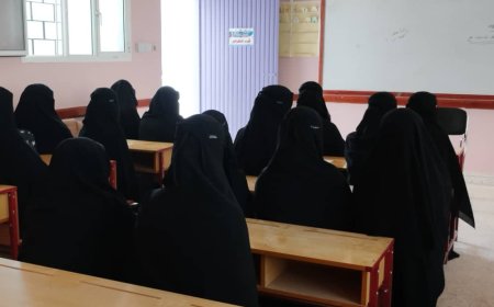 انطلاق المخيم الصيفي التعليمي والمهني الاول بمديرية شبام للفتيات