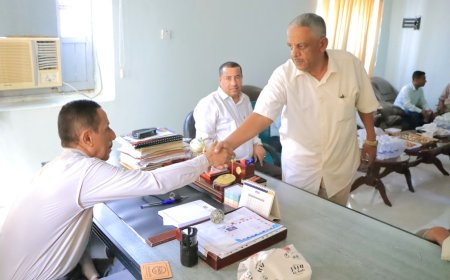لقاء عيدي بمكتب وزارة الصحة بحضرموت الوادي والصحراء