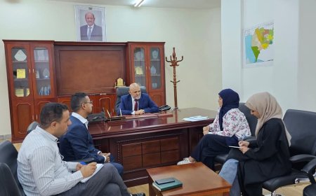 اللجنة الوطنية للتحقيق ومحافظ تعز يناقشان اوضاع حقوق الانسان وتطوير آليات الحماية