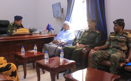 رجل الأعمال البسيري في زيارة لكلية الشرطة حضرموت: الكلية مفخرة حضرمية تستحق الدعم والاهتمام