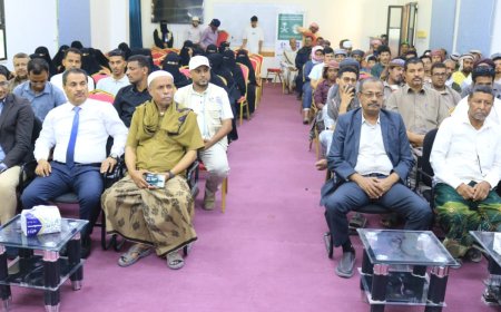 حضرموت.. تدشين توزيع منتجات الطاقة الشمسية للأسر المستضعفة ضمن مشروع تمكين المرأة في مشاريع الطاقة المتجددة