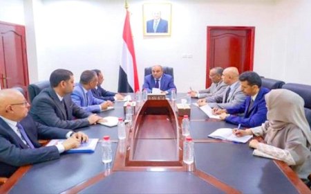 رئيس الوزراء يوجه بوضع مسار عاجل لتنفيذ خطط الاتصالات وتطوير البنية التحتية للقطاع