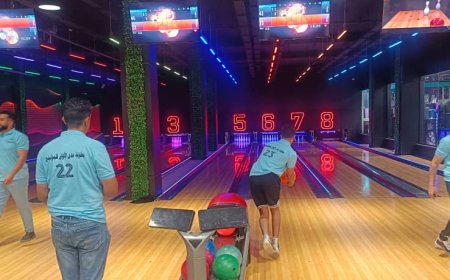 بحضور وكيل وزارة الشباب محسن الخليفي افتتاح البطولة الأولى للبولينج بعدن 