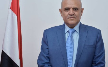 محافظ تعز يؤكد على الافراج عن مقطورات الغاز المحتجزة خارج المحافظة