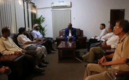 الوزير الزعوري يشيد بمشاريع هيئة الخليج وعدن للتنمية والخدمات الإنسانية وجهودها في دعم الفئات المحتاجة