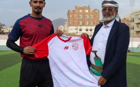 نادي شعب صنعاء يعزز صفوفه بالتعاقد مع حارس المنتخب الوطني أسامة حيدر