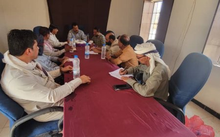 تنفيذي رضوم شبوة يعقد دورته الاعتيادية ويشيد بدور المحافظ ابن الوزير في بدء العمل بتنفيذ مشروع مياه بيرعلي