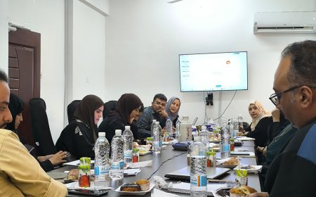 برئاسة وكيل مساعد وزارة الصحة لقطاع السكان انعقاد اجتماع كلستر الصحة الإنجابية بمقر صندوق الأمم المتحدة في العاصمة عدن
