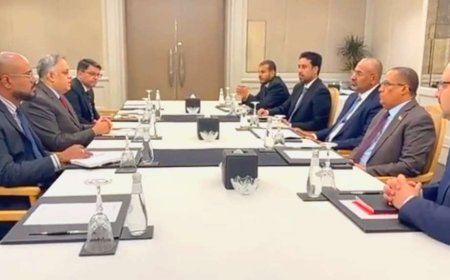 الرئيس الزُبيدي يبحث مع سفير جمهورية الهند آفاق التعاون المشترك في الجوانب الأمنية والخدمية