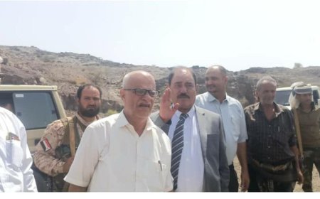 محافظ الضالع يؤكد على أهمية تأهيل وسفلتة خط الدائري الشرقي لمدينة الضالع لتخفيف حالة الازدحام وتنظيم حركة السير 