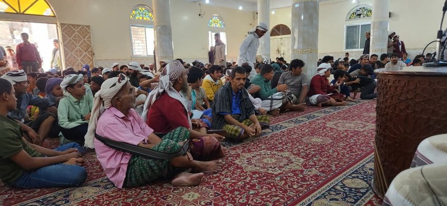 اختتام فعاليات المخيم الصيفي الديني في جامع الهشاش بمديرية يهر بمشاركة 300 طالباّ وطالبة