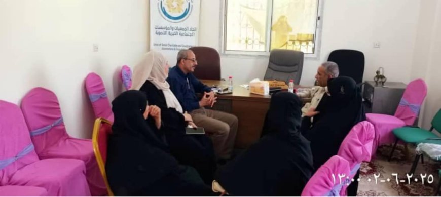 مدير عام الشؤون الاجتماعية والعمل في أبين يزور مقر إتحاد الجمعيات والمؤسسات الخيرية بالعاصمة عدن لبحث سبل التعاون المشترك