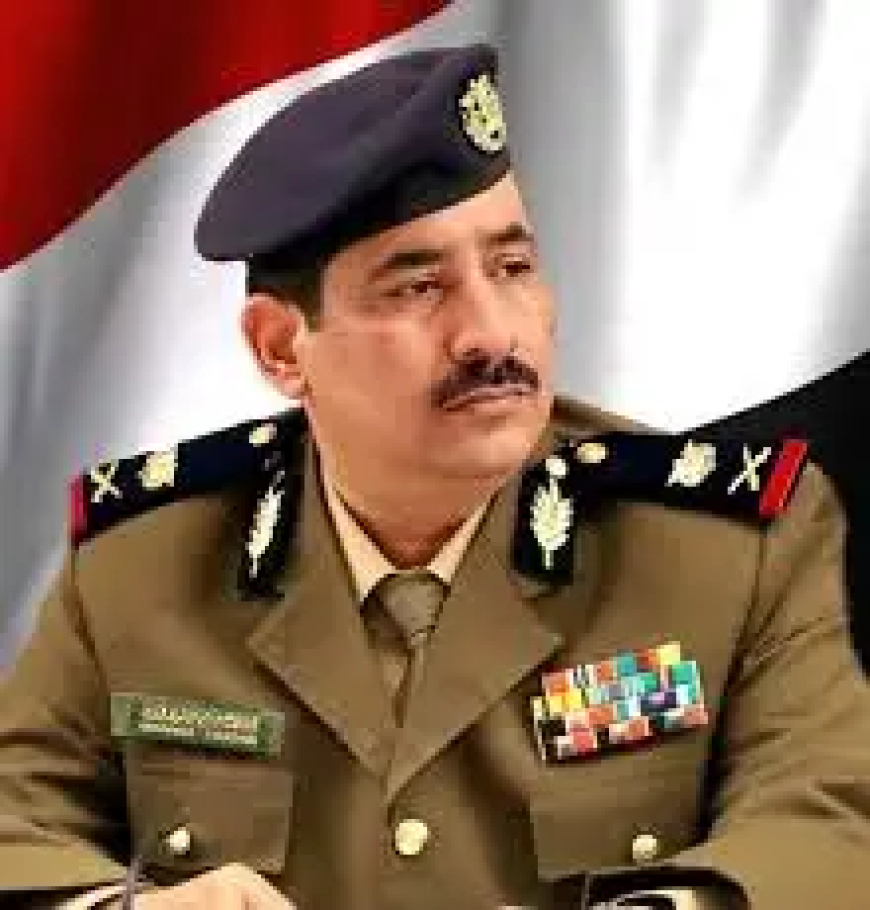 وزير الداخلية يعزّي بوفاة اللواء صالح الشعملي