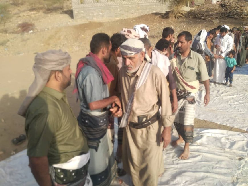 مدير عام جيشان يؤدي صلاة العيد في مصلى منطقة امصيعم