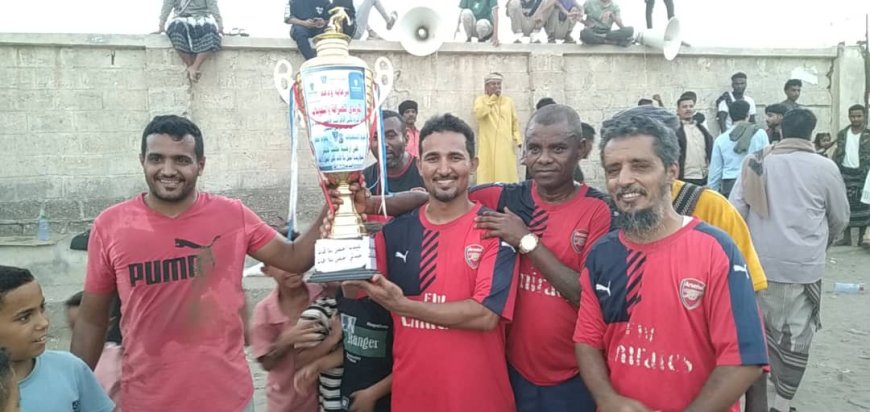 فريق نجوم جعار يحرز كأس مباراة "عيدنا أجمل بلا قات"