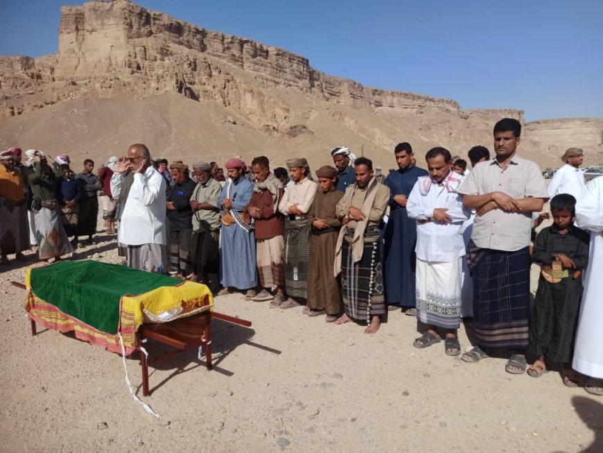 تشييع مهيب لفقيد الوطن والإصلاح بلخير بادعام في مديرية رخية بوادي حضرموت