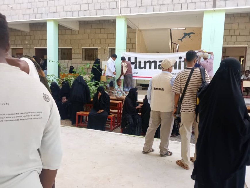 منظمة اكشن فور هيو مانتي بالتنسيق مع مؤسسة البركة للتنمية يوزعان اضاحي العيد في منطقة الكود للاسر الاشد فقرا