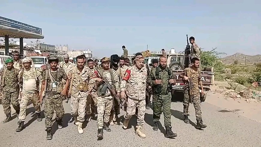 الضالع : اجراء عملية التسليم و الاستلام بين لواء الشرطة العسكرية م/ الضالع والحزام الامني للنقاط الامنية في خط الفاخر