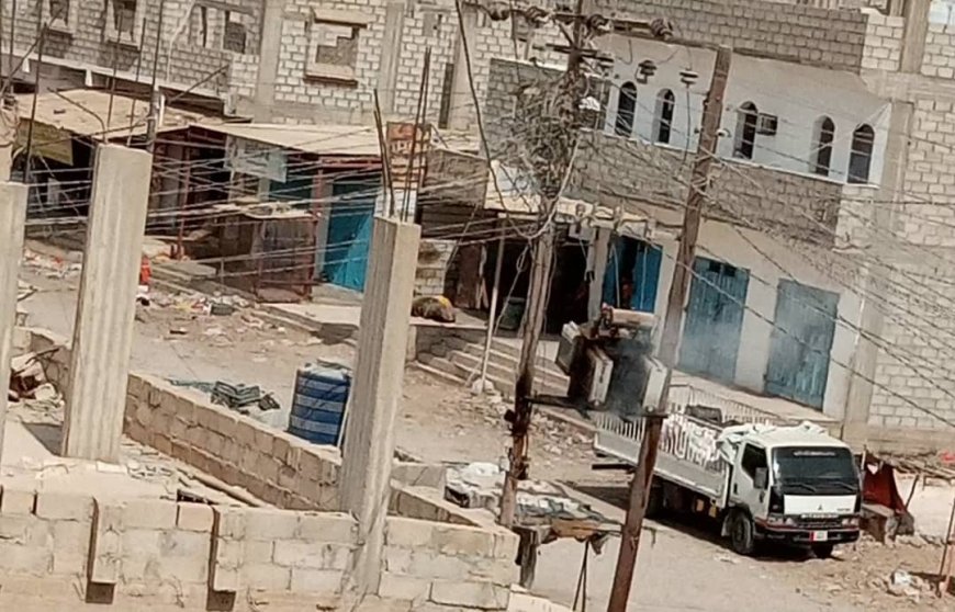 بعد أسبوعين من انقطاع الكهرباء.. أهالي السوق المركزي في عزان ميفعة يطالبون بسرعة إصلاح المحول