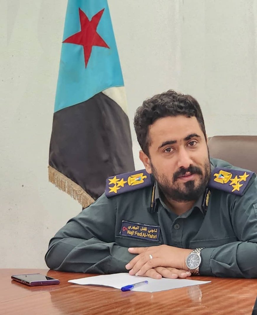 العميد ناجي اليهري يعزي قائد حزام يافع في وفاة والده المناضل "عاطف الشبحي"
