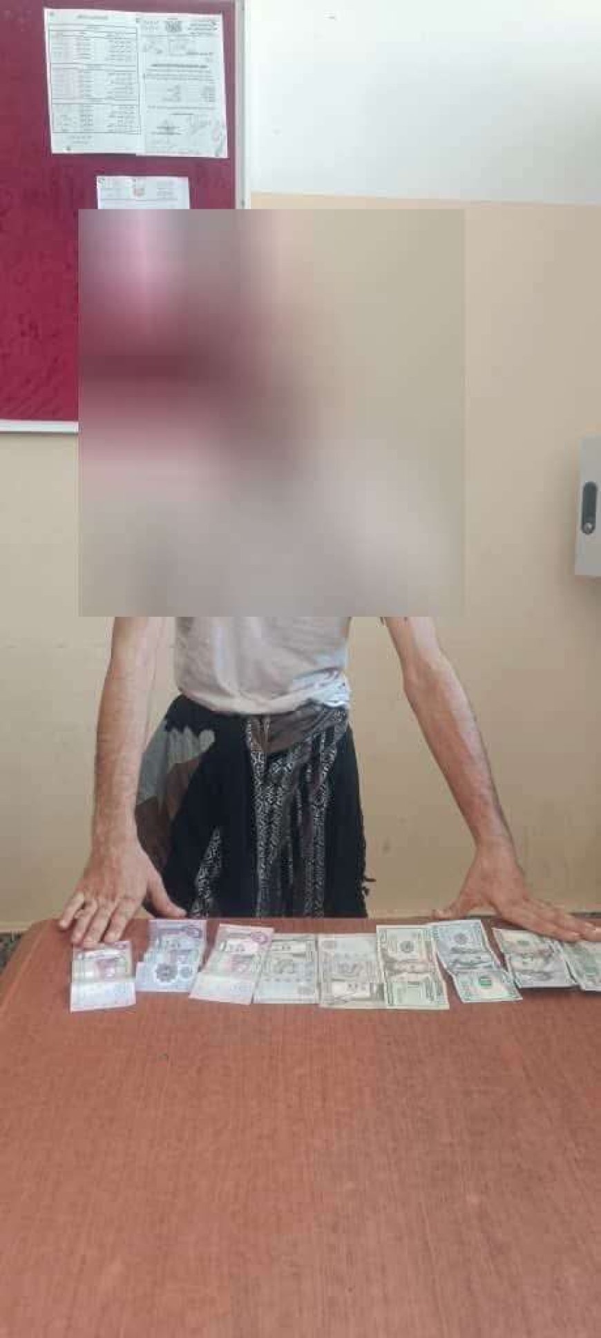 القبض على متهم بسرقة مبالغ مالية وهواتف في كريتر