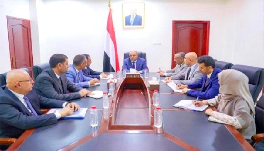 رئيس الوزراء يوجه بوضع مسار عاجل لتنفيذ خطط الاتصالات وتطوير البنية التحتية للقطاع