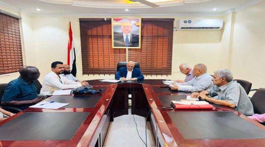 وزارة المياه والبيئة توقع اتفاقيات لتحسين خدمات المياه والصرف الصحي في عدن وتعز بتمويل منظمات دولية