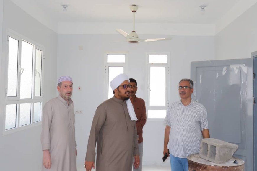 مدير عام عتق يطّلع على مشروع توسعة مركز الرباط الصحي ويشيد بجودة خدماته الطبية
