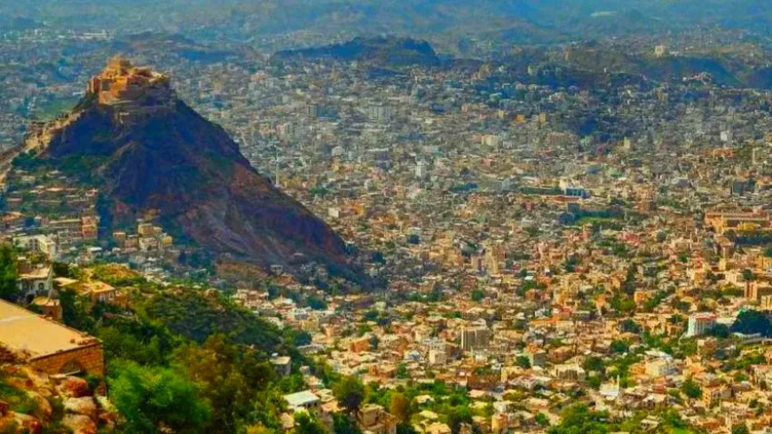 شاب عشريني أنهى حياته شنقًا في مدينة تعز.