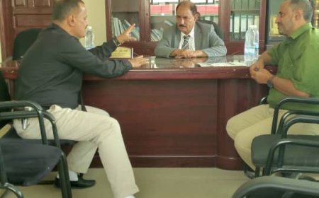 محافظ الضالع يلتقي رئيس نيابة استئناف المحافظة ويحث على تسريع البت في قضايا المواطنين