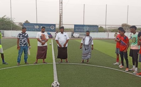 مكتب الفرق الشعبية وإدارة الأنشطة والتوعية تسجلان حضورًا مميزًا في الدوري التنشيطي (لا لتعاطي القات) بخنفر