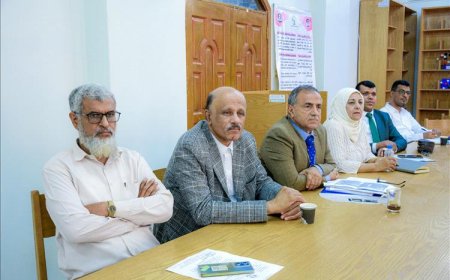 جامعة عدن تبحث تنسيق الجهود وتحديث البنية التحتية للكليات الطبية