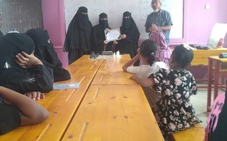 جمعية الروان تكرم نجمة الشطرنج عائدة مصطفى بمركزالشطرنج بمجمع الفتح بنات بخنفر.