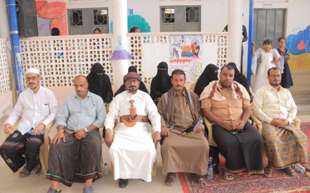 مدير عام شبام يختتم المخيم الصيفي الخامس للفتيات ويشيد بتمكين الطاقات الشابة بالمديرية