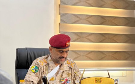 اللواء مرصع يناقش مع قيادة وحدات محور الغيضة الاستعدادات لتدشين العام التدريبي القتالي الثاني 2025
