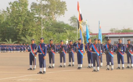 كلية الطيران والدفاع الجوي تدشّن المرحلة الثانية من العام التدريبي 2025م