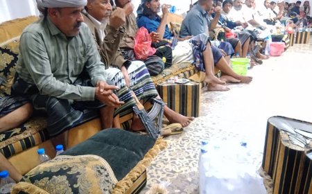 اللجنة الشعبية لفتح طريق ثرة تصل البيضاء وتلتقي بالسلطة المحلية
