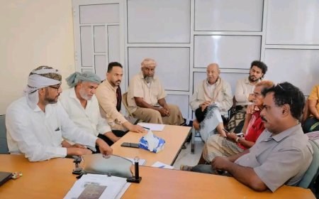 انتقالي غيل باوزير يبحث سبل تحسين القطاع الصحي بالمديرية خلال لقاء موسّع بالجهات المختصة