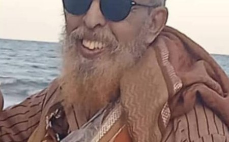 كوادر وجميع موظفي مكتب التربية والتعليم أبين يعزون المدير العام الدكتور المحوري في وفاة خاله