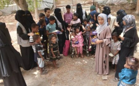 رئيسة جمعية إكرام تزور مركز الأمل لرعاية وتأهيل ذوي الهمم وتقدم دعمًا حليب وشكولاته